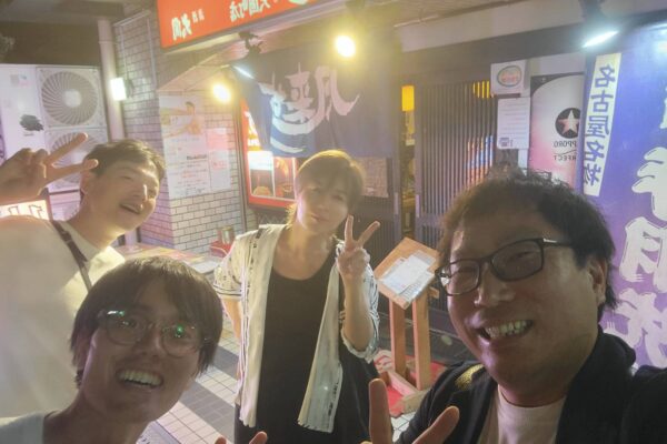 難波にて会食